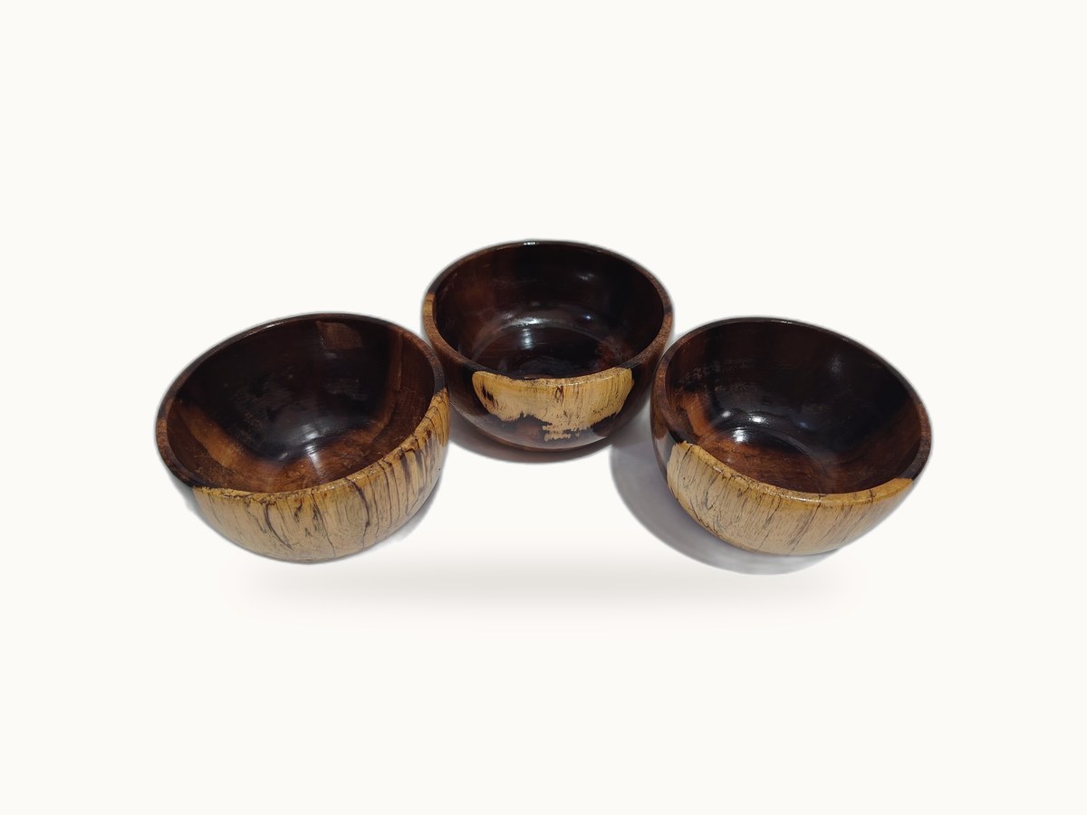 Trío Cáliz del Bosque en madera satinada